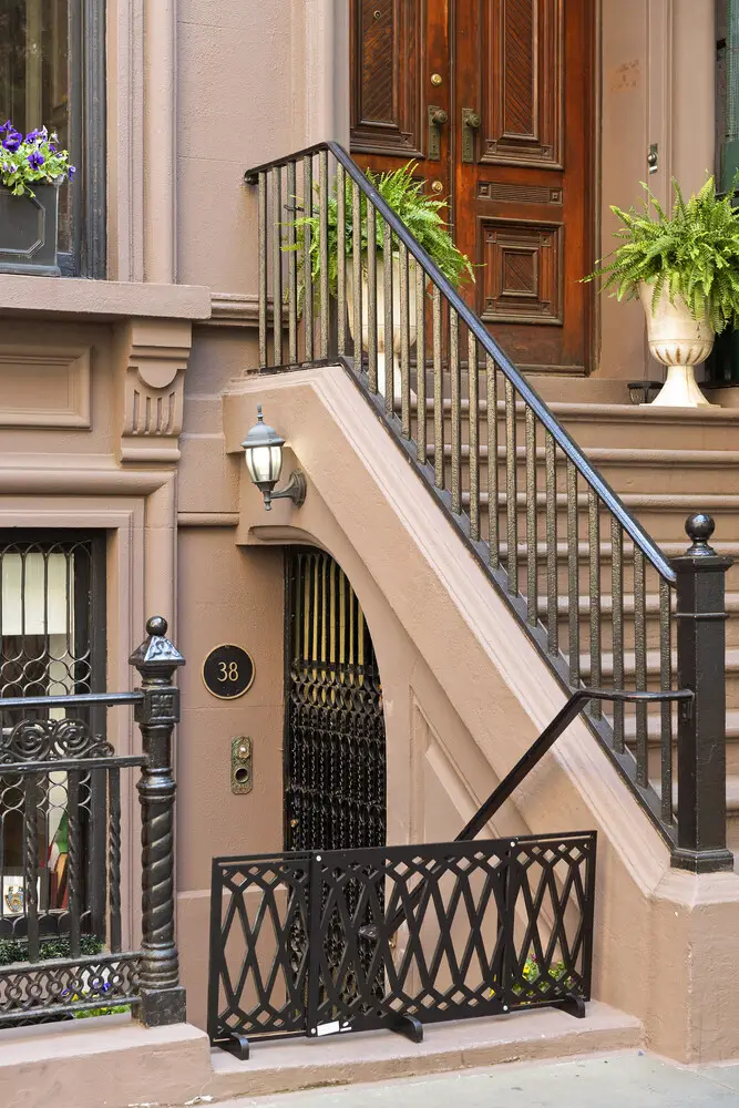 38 East 70th Street